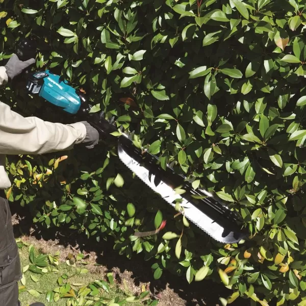 Aku nůžky na živý plot Makita UH014GZ, 750mm Li-ion XGT - solo