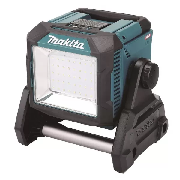 Aku LED svítílna Makita ML005G XGT 40V