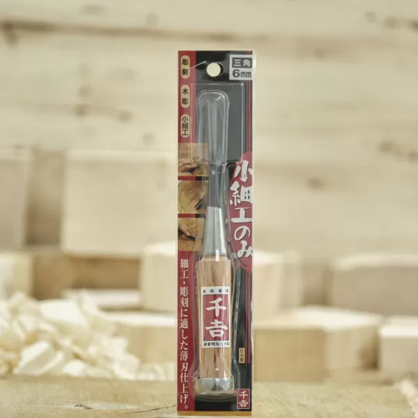 Japonské řezbářské dláto SENKICHI s V čepelí - 6 mm