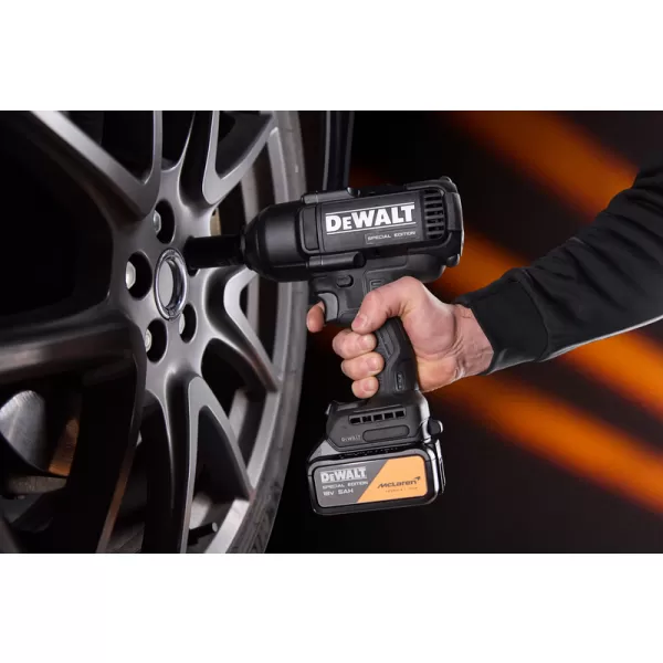 Kombo sada DeWALT DCK2225MP2T McLaren DCG45m + DCF99m 2 x 5 ah