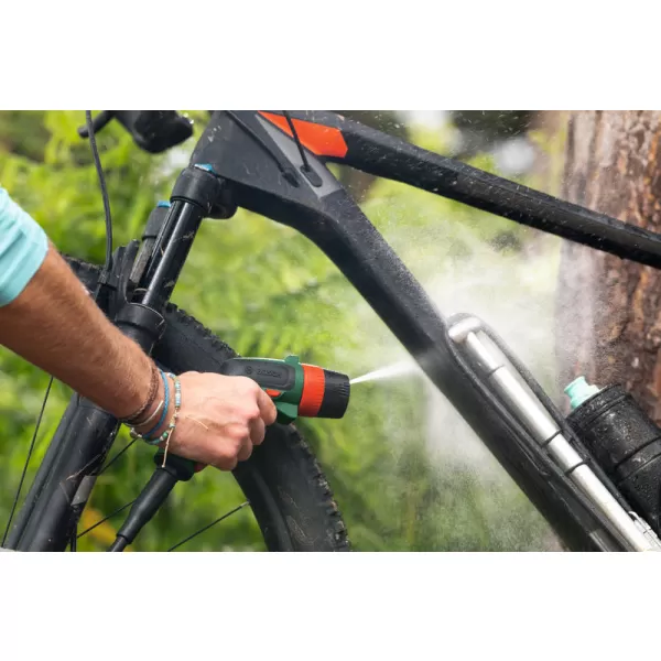 Aku nízkotlaký čistič Bosch Fontus 18V-6 Bike Cleaner