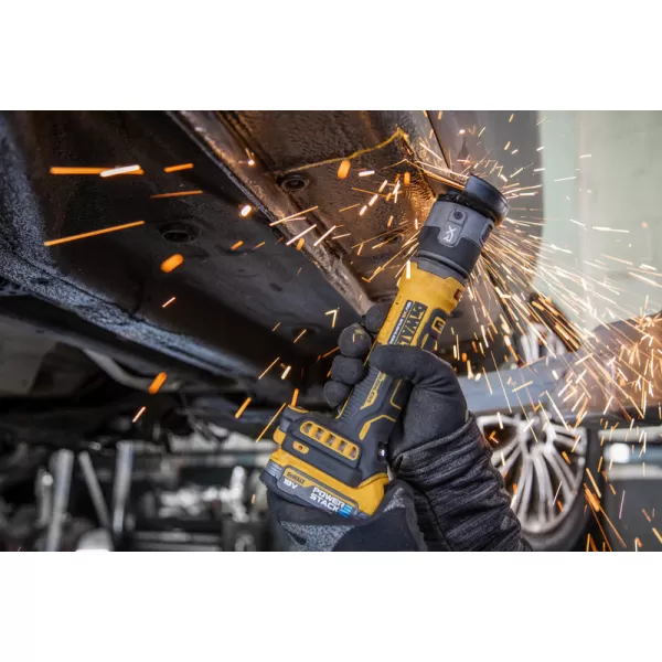 Aku přímá řezačka Dewalt DCG430N