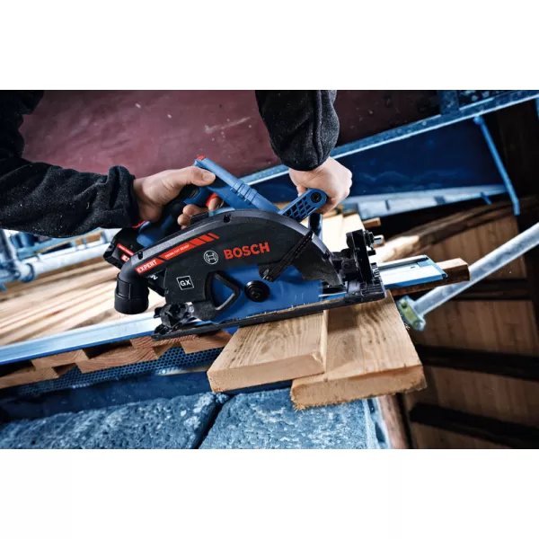 Aku okružní pila Bosch EXKS18V-68GX EXPERT + L-Boxx