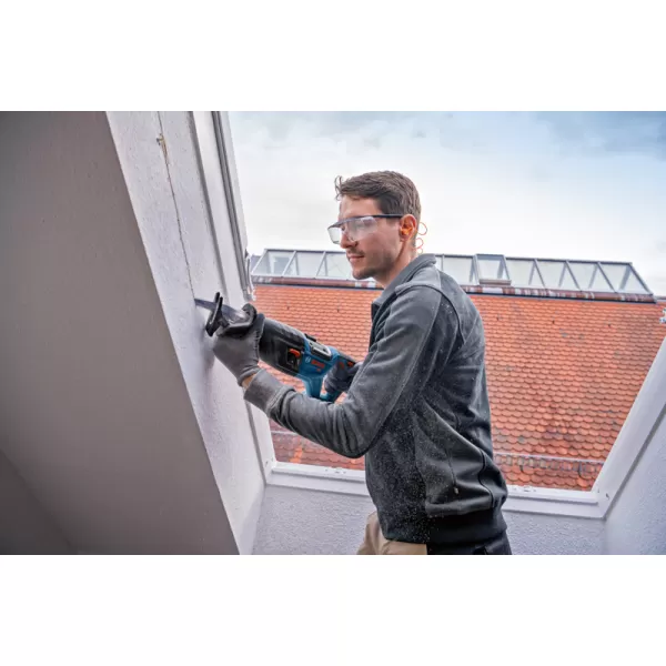 Sada aku nářadí Bosch GBH 18V-22 + GWS 18V-8 + GDR 18V-215 + GSB 18V-65 + GKS 18V-57-2 + GSA 18V-28