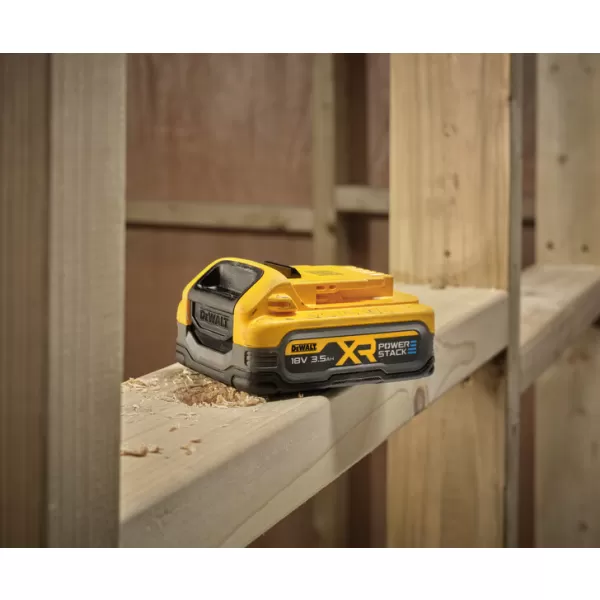 Akumulátor 18V XR Powerstack Dewalt DCBP318