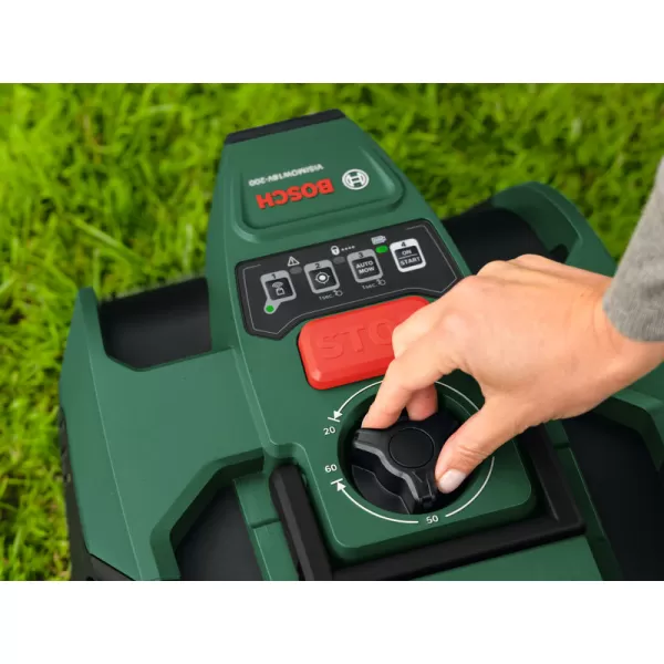 Robotická sekačka na trávu Bosch VISIMOW 18V-200, 06018E1101, solo