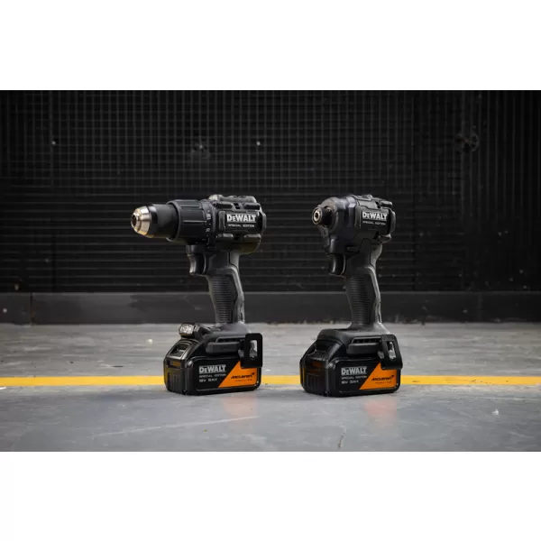 Kombo sada DeWALT DCK2222MP2T McLaren 2 x 5.0 ah