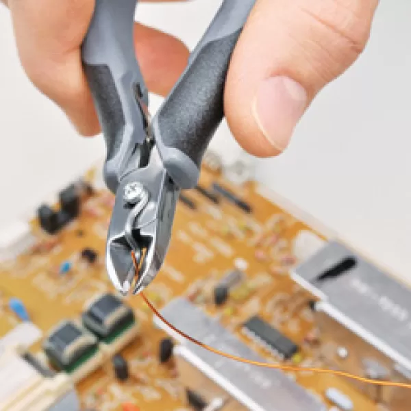 Kleště štípací boční pro elektroniku ESD, Knipex