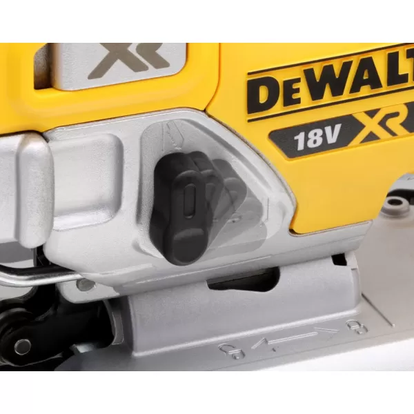 Aku přímočará pila DeWalt DCS334P2, 18V XR, 2xaku Li-Ion/5,0Ah