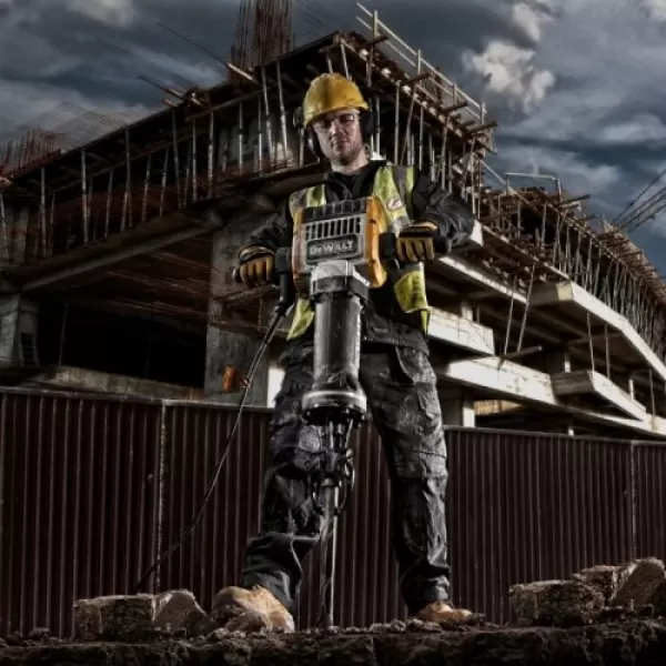 Kladivo bourací DeWalt D25981 28mm HEX,2100W, 52 J, 31 kg