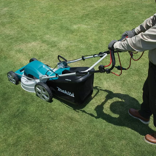 Elektrická sekačka s pojezdem Makita ELM4621