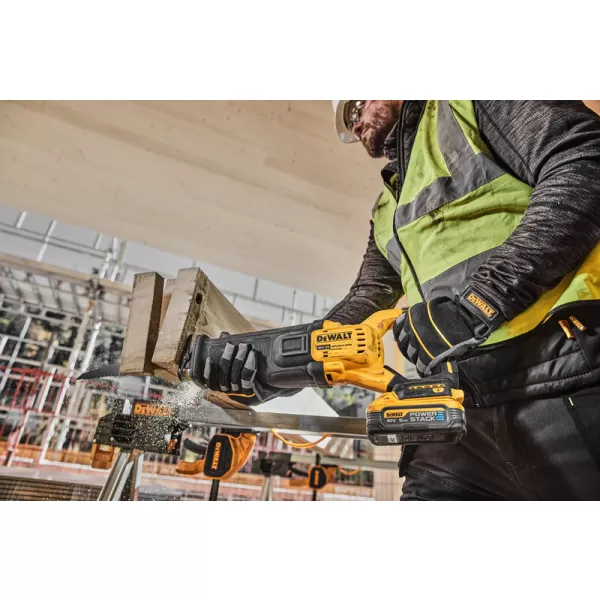 Aku pila ocaska Dewalt DCS386H2T, 18V, 2x5Ah