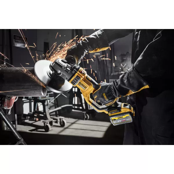 Aku úhlová bruska DeWalt DCG460N 54 V XR FLEXVOLT 230mm s kufrem