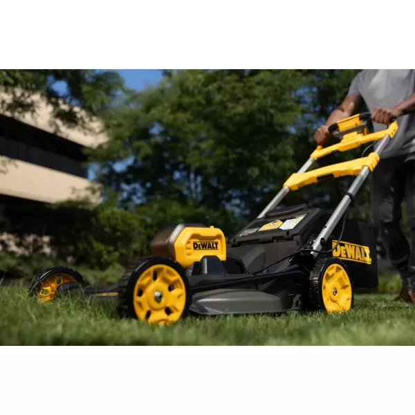 Sekačka aku s pojezdem DeWalt DCMWSP550N, 54V, bez aku