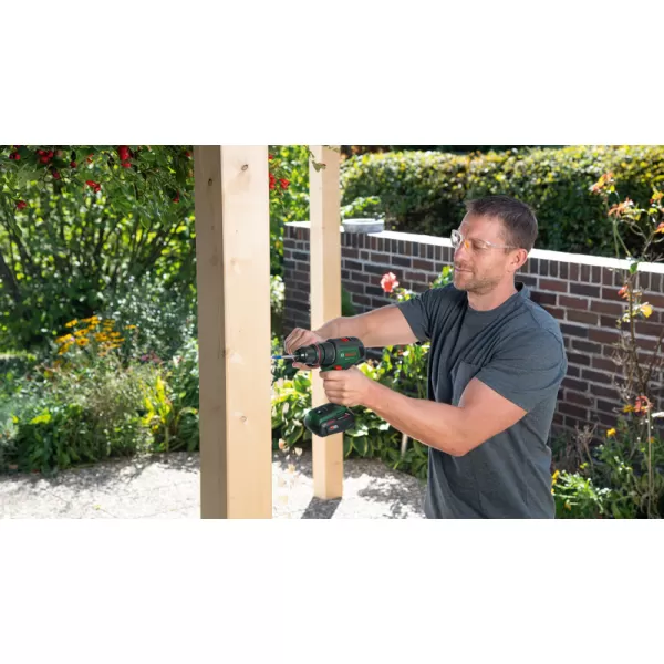 Aku vrtačka Bosch AdvancedDrill 18V-80 Quicksnap (1x 2,5 Ah) + AL18V-20