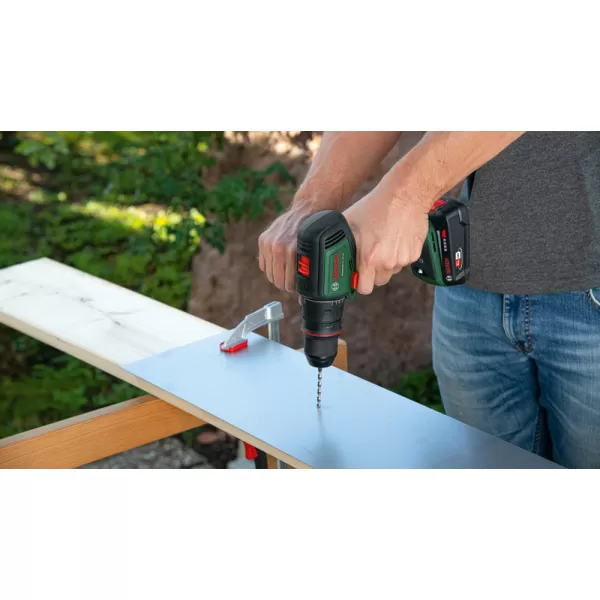Aku vrtačka Bosch AdvancedDrill 18V-80 Quicksnap (1x 2,5 Ah) + AL18V-20