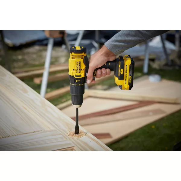 Aku vrtačka s příklepem Stanley FATMAX® SFMCD711C2S, V20, 2 x 1.5 Ah 18 V