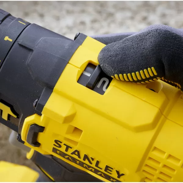 Aku vrtačka s příklepem Stanley FATMAX® SFMCD711C2S, V20, 2 x 1.5 Ah 18 V