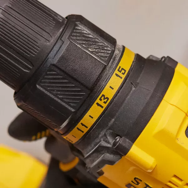 Aku bezuhlíková vrtačka Stanley FATMAX® SFMCD710D2K, V20, 2 x 2.0 Ah 18 V