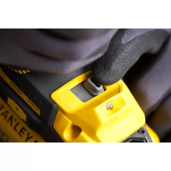 Aku bezuhlíkový rázový utahovák Stanley FATMAX® SFMCF940B, V20, bez baterie a nabíječky 18 V