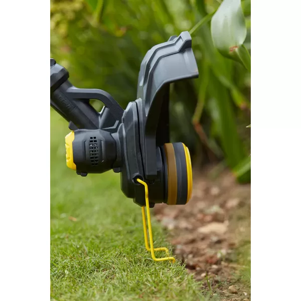 Aku strunová sekačka Stanley FATMAX® SFMCST933B, V20, 33 cm bez baterie a nabíječky 18 V