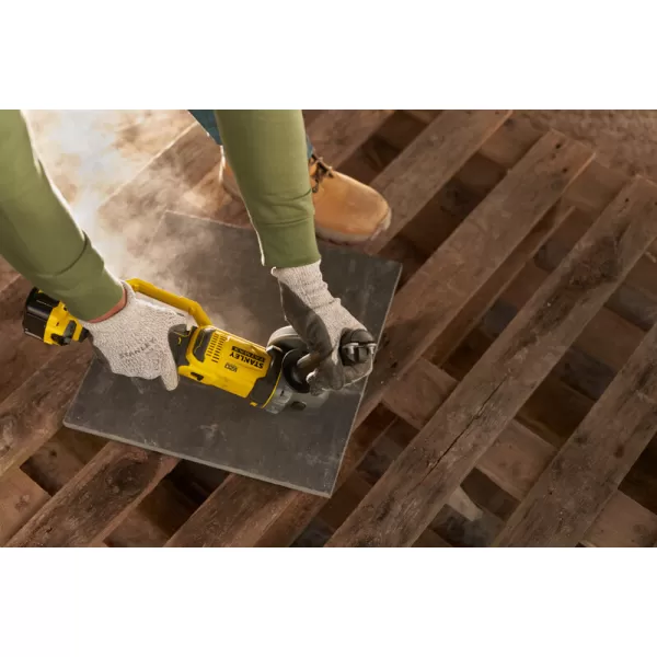 Aku úhlová bruska Stanley FATMAX® SFMCG400B, V20, bez baterie a nabíječky 18 V