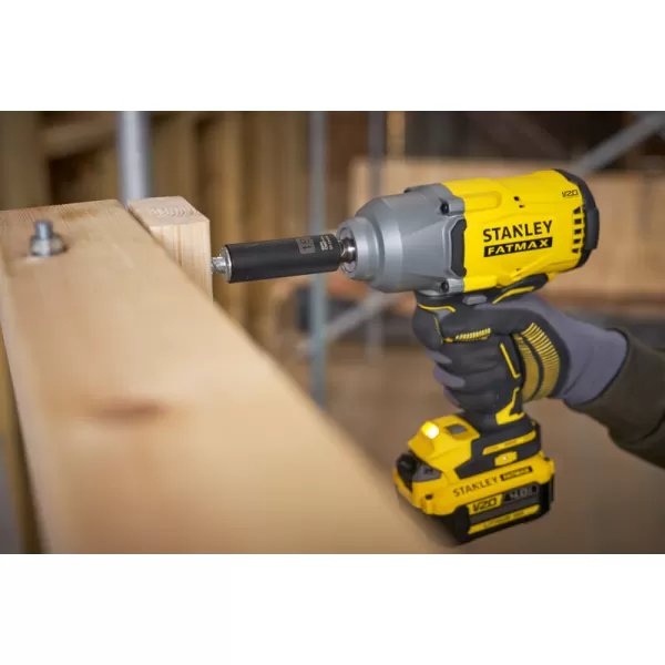 Aku bezuhlíkový rázový utahovák Stanley FATMAX® SFMCF940B, V20, bez baterie a nabíječky 18 V