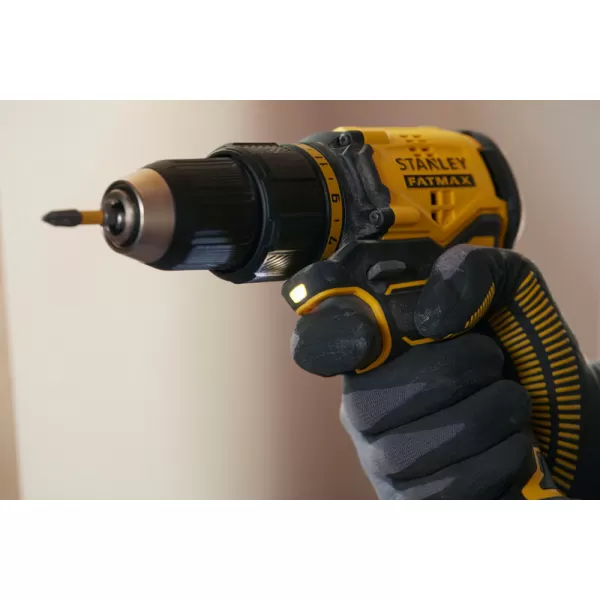 Aku bezuhlíková vrtačka Stanley FATMAX® SFMCD710D2K, V20, 2 x 2.0 Ah 18 V