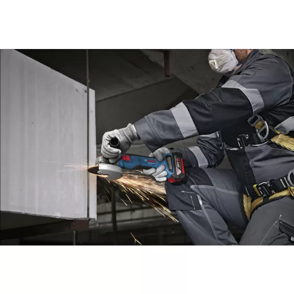 Aku úhlová bruska Bosch GWS 18V-8 Professional, 2x4,0Ah, 125mm, 06019N9002