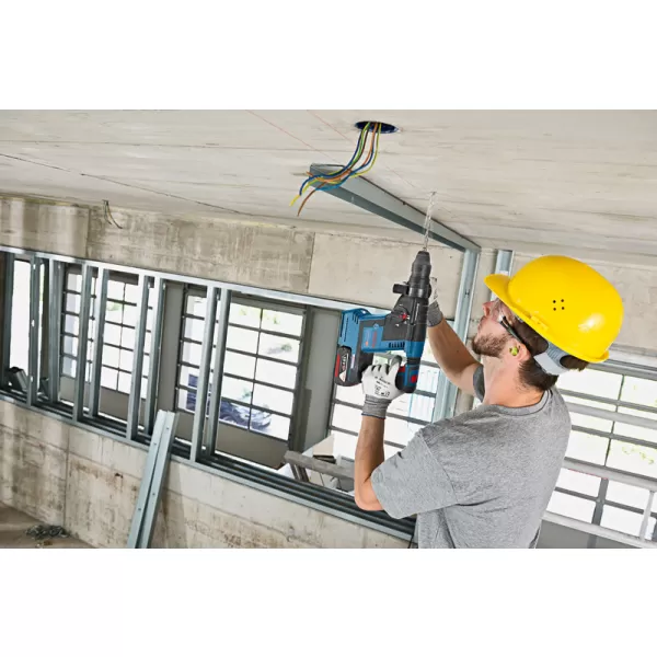 Kladivo vrtací aku Bosch GBH 18V-26F Professional 2x5,0Ah 0611910007