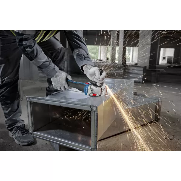 Aku úhlová bruska Bosch GWS 18V-8 Professional, 2x4,0Ah, 125mm, 06019N9002
