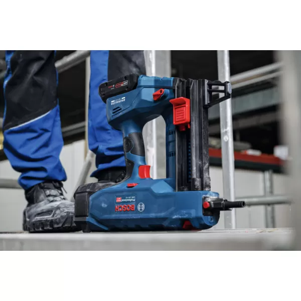 Aku hřebíkovačka Bosch GNB 18V-40 Professional 2x4,0Ah 06019L7005