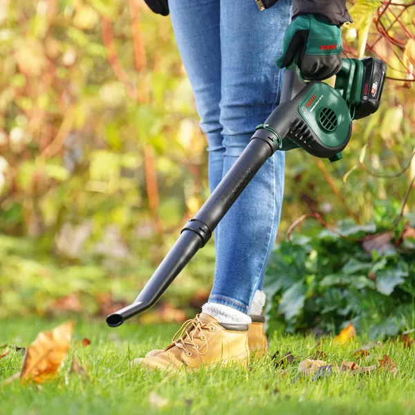 Aku fukar listí Bosch UniversalLeafBlower 18V-130, solo bez aku